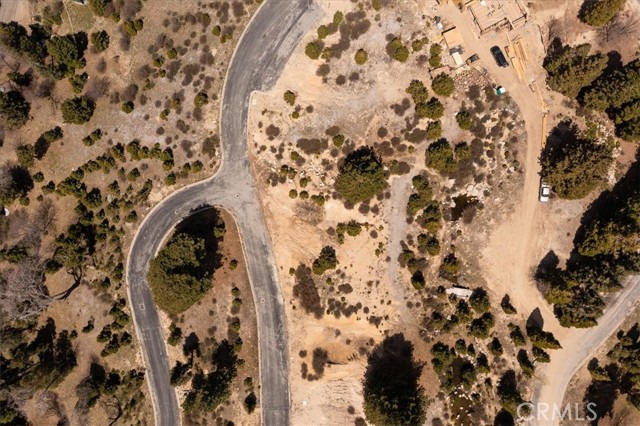 Detail Gallery Image 4 of 15 For 150 Mill Pond Rd, Lake Arrowhead,  CA 92352 - – Beds | – Baths