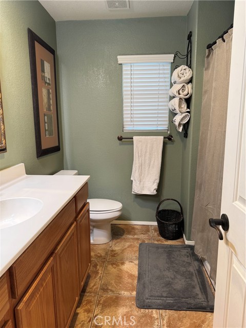Detail Gallery Image 18 of 26 For 14995 Cory Way, Fontana,  CA 92336 - 4 Beds | 2/1 Baths