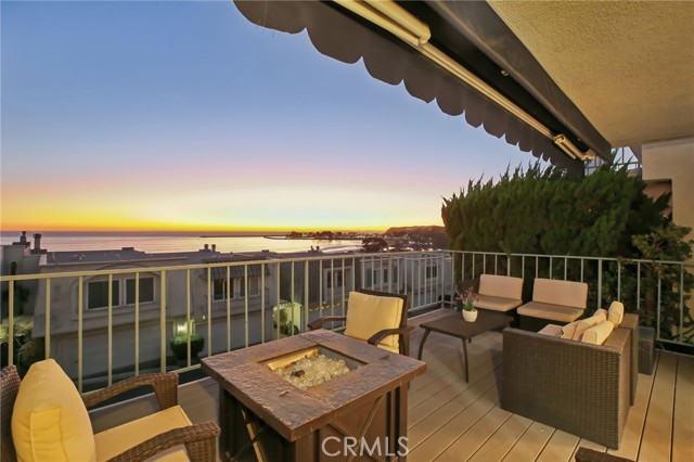 Detail Gallery Image 3 of 75 For 25912 Vista Dr, Dana Point,  CA 92624 - 3 Beds | 2/1 Baths