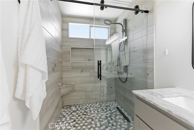 Image 20 of 33 For 2145 Cloverleaf Circle