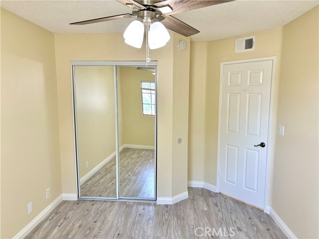10863 Chestnut St., Los Alamitos CA: https://media.crmls.org/medias/a190afb1-74ca-47ef-a0b1-8b7c08bda9ba.jpg
