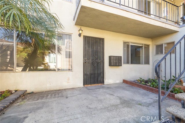 Image 12 of 38 For 4110 Hathaway Ave