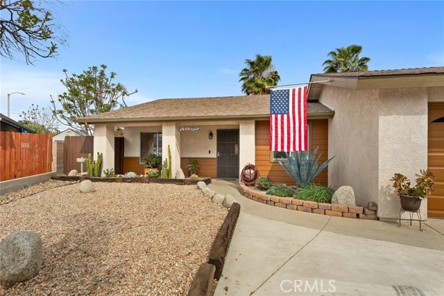 Detail Gallery Image 4 of 26 For 40466 Lockhart Ln, Hemet,  CA 92544 - 3 Beds | 2 Baths