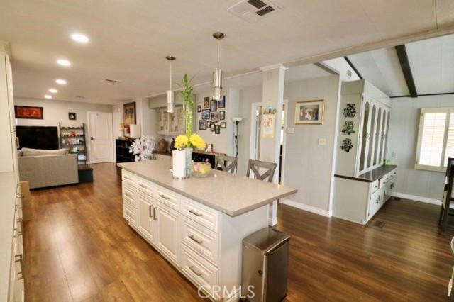 731 Glenlake Drive, Placentia CA: https://media.crmls.org/medias/a192df1f-f94e-4986-89f0-f8fa08c09d51.jpg