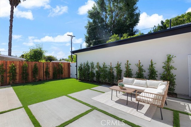 22452 Dolorosa Street, Woodland Hills CA: https://media.crmls.org/medias/a193a0a8-aa29-4559-9118-231842f235d3.jpg