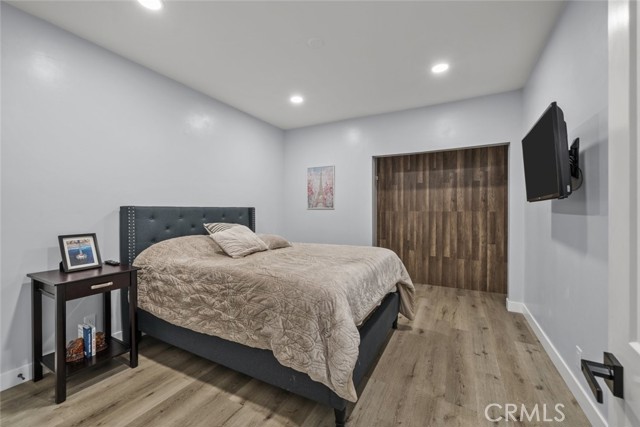 1727 N Kenmore Avenue, Los Angeles CA: https://media.crmls.org/medias/a193fad6-66a2-4a4f-9f15-5d09590e23cf.jpg