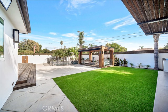 5622 Katherine, Sherman Oaks CA: https://media.crmls.org/medias/a1940ef2-6f07-4b13-af34-eeef94c18cb9.jpg