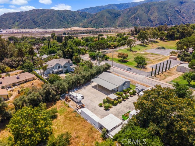 1033 Kimbark Avenue, San Bernardino CA: https://media.crmls.org/medias/a1947fd7-5b86-4700-b6af-d39c337bc2fe.jpg