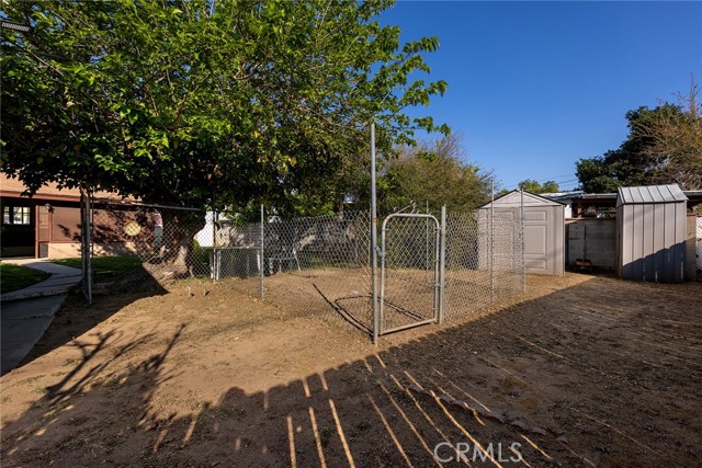 Detail Gallery Image 20 of 20 For 11031 Arbuckle Ave, –,  CA 91345 - 2 Beds | 1 Baths