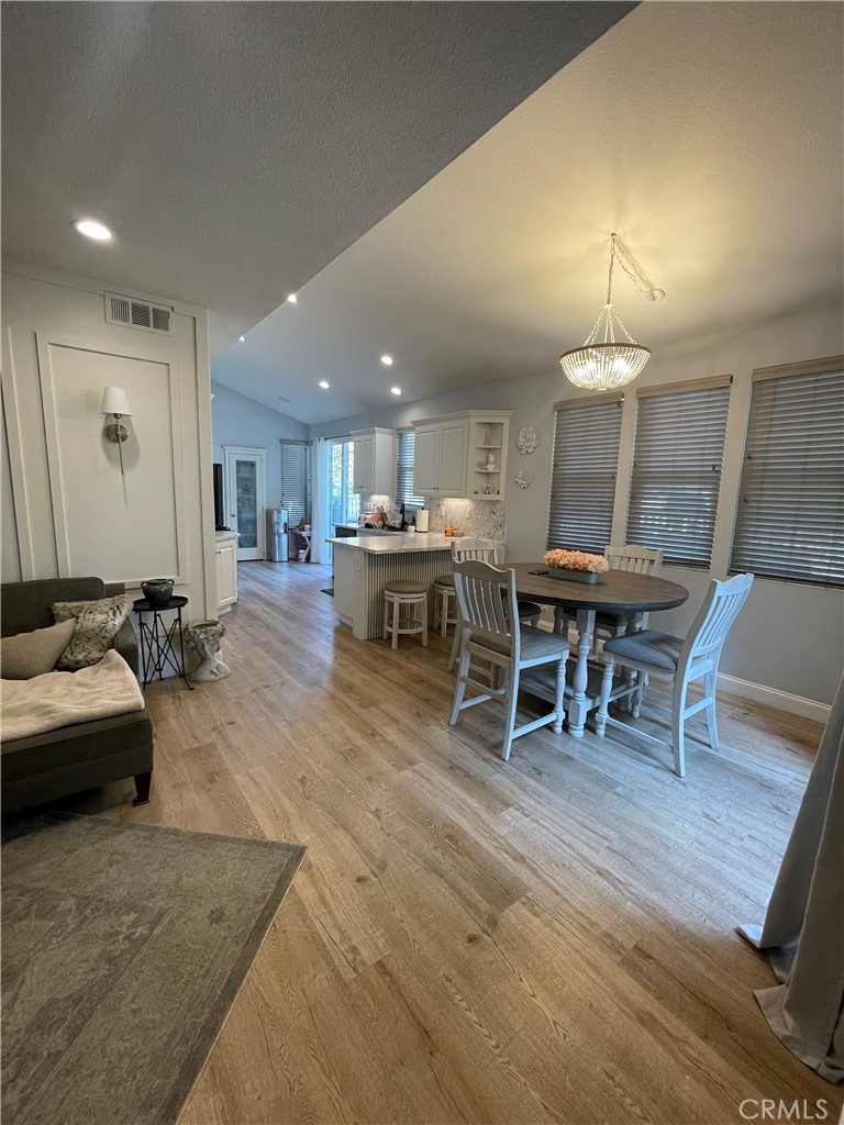 MLS #OC25241237 image #2