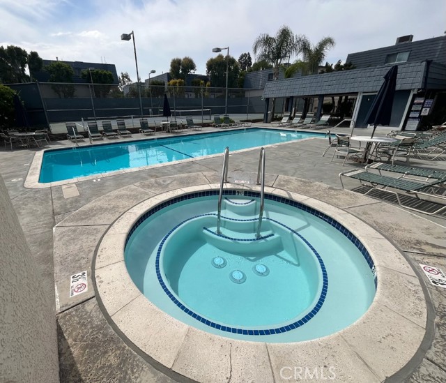 Detail Gallery Image 24 of 24 For 18550 Hatteras St #7,  Los Angeles,  CA 91356 - 2 Beds | 2/1 Baths