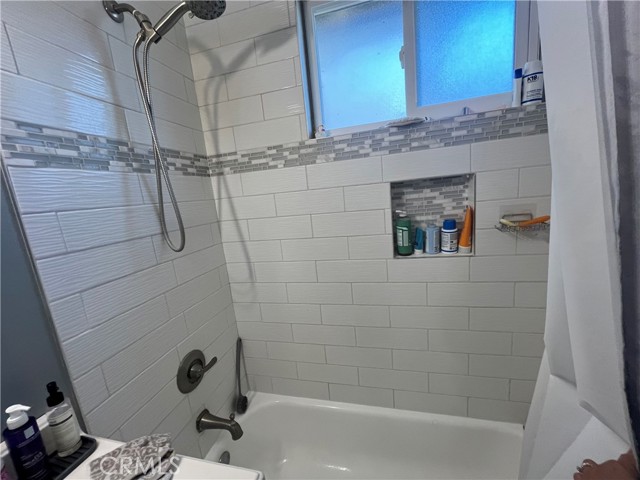 10842 Pine Street, Los Alamitos CA: https://media.crmls.org/medias/a1966462-e39f-4363-8953-1bac844c555d.jpg
