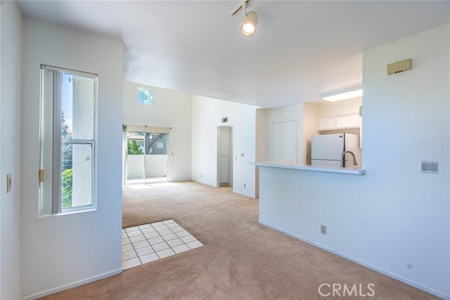 Detail Gallery Image 12 of 34 For 24450 Leonard Tree Ln #202,  Newhall,  CA 91321 - 2 Beds | 2 Baths