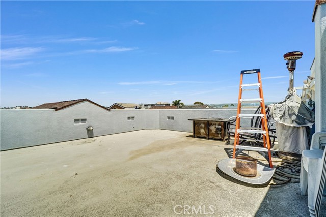 206 E Balboa Boulevard, Newport Beach, California 92661, 3 Bedrooms Bedrooms, ,3 BathroomsBathrooms,Residential Lease,For Rent,206 E Balboa Boulevard,CRIV25010739