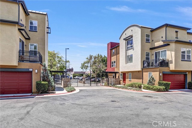 8620 Belford Avenue, Los Angeles CA: https://media.crmls.org/medias/a1972f1a-3070-4a31-a5f7-20b7da3fa741.jpg