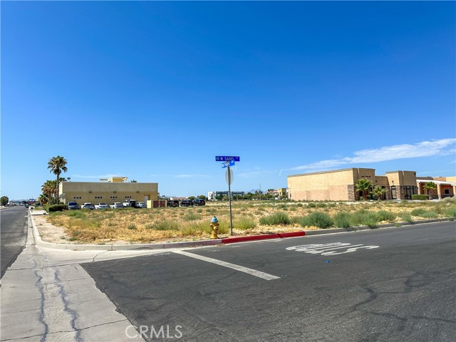 Front Image Thumbnail for CRHD26086355