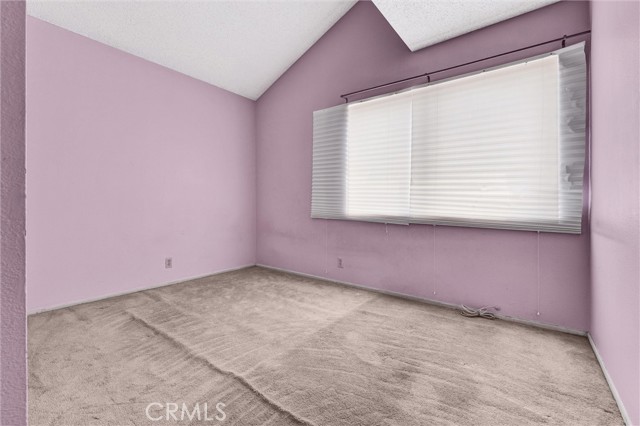 Image 12 of 15 For 426 Orange Avenue E
