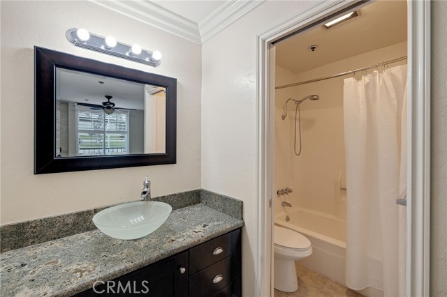 Detail Gallery Image 39 of 44 For 555 Esplanade #320,  Redondo Beach,  CA 90277 - 2 Beds | 2 Baths