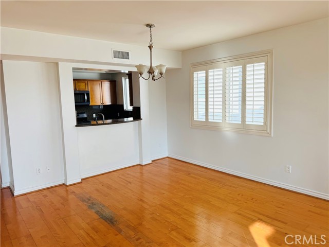1241 S Westgate Avenue, Los Angeles CA: https://media.crmls.org/medias/a198d0ff-5c13-45a8-ad41-7baed10d7c31.jpg