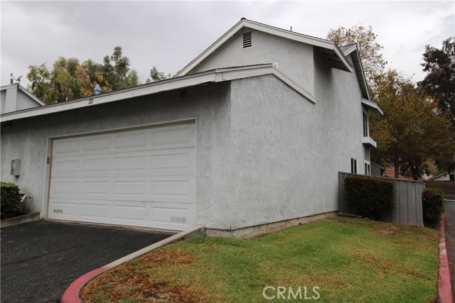 1380 W 48th Street, San Bernardino CA: https://media.crmls.org/medias/a1990a22-fbc4-449d-b8c8-84d462404d15.jpg