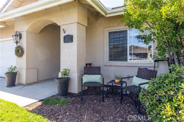 Detail Gallery Image 4 of 45 For 1212 Mariah, Paso Robles,  CA 93446 - 4 Beds | 2 Baths