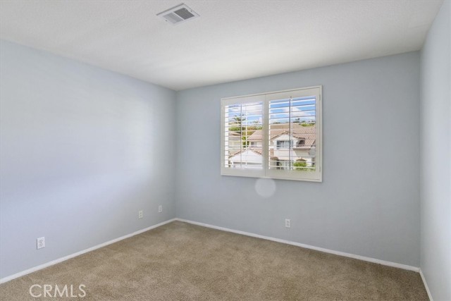 Detail Gallery Image 22 of 27 For 466 Fallbrook Ave, Newbury Park,  CA 91320 - 4 Beds | 2/1 Baths