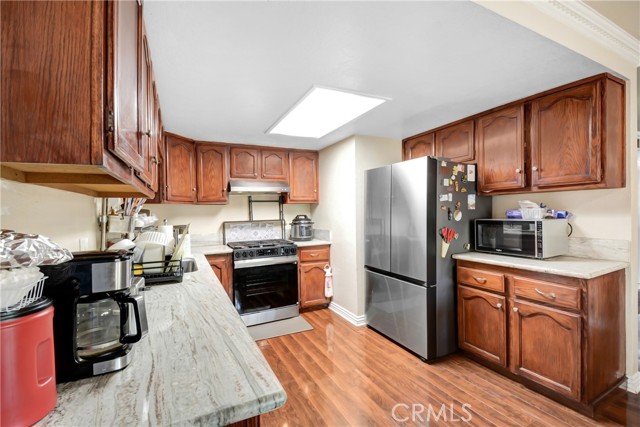 Detail Gallery Image 8 of 23 For 1459 E 214th St, Carson,  CA 90745 - 5 Beds | 3 Baths