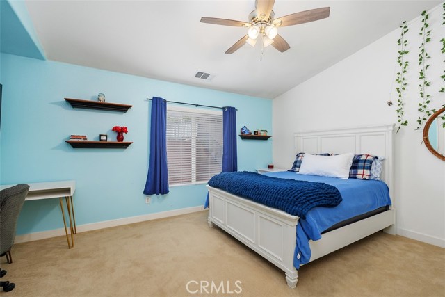 35183 Flamingo Way, Winchester CA: https://media.crmls.org/medias/a19abfd6-d823-4a9d-a299-d86c2001b6cb.jpg