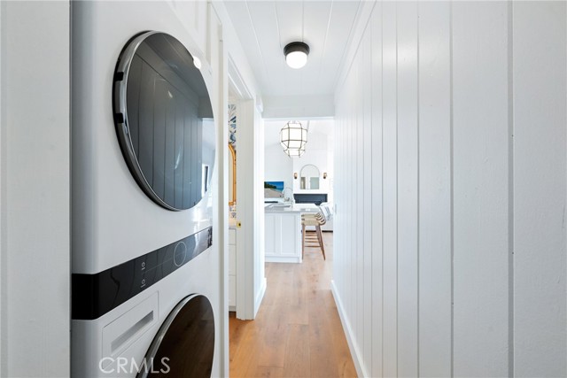 360 Cliff, Laguna Beach CA: https://media.crmls.org/medias/a19b8d3e-4bd3-4fca-9b10-c90ccfb1d374.jpg