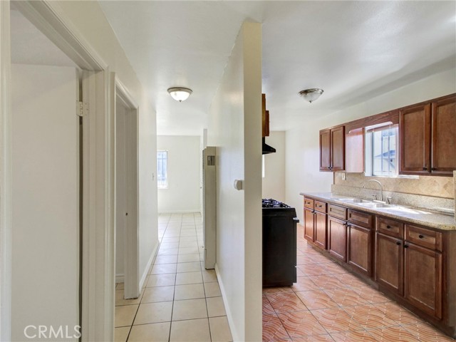 Detail Gallery Image 24 of 34 For 1667 E 111th, Los Angeles,  CA 90059 - 2 Beds | 2 Baths