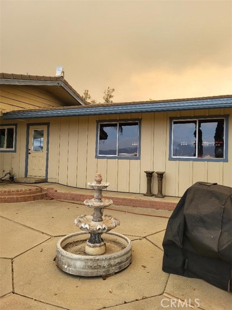 UPPER PATIO