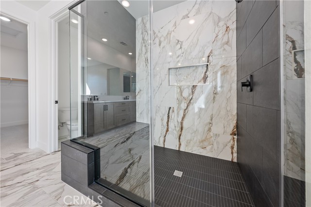 30105 Hillside Place, Castaic CA: https://media.crmls.org/medias/a19cd1b4-96c7-4f9f-a5b0-c614040c9dfc.jpg