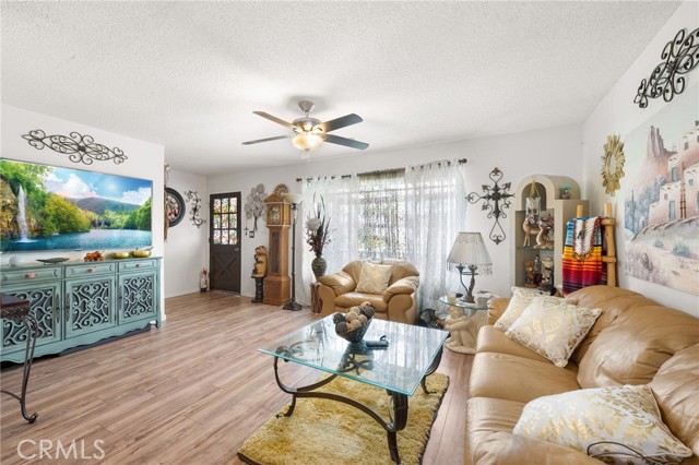 571 Shasta Way, Hemet, CA, 92543 571 Shasta Way, Hemet, CA, 92543