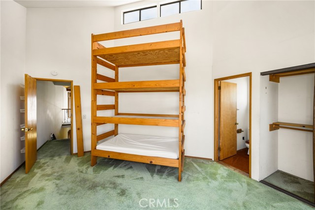 51 B Surfside Avenue, Surfside CA: https://media.crmls.org/medias/a1a14b29-c5d8-446e-b861-ba2796932bb1.jpg