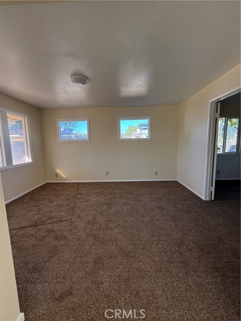 Detail Gallery Image 3 of 7 For 5162 Troth, Jurupa Valley,  CA 91752 - 1 Beds | 1 Baths