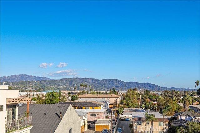Detail Gallery Image 26 of 28 For 6938 Laurel Canyon Blvd #304,  North Hollywood,  CA 91605 - 2 Beds | 2 Baths