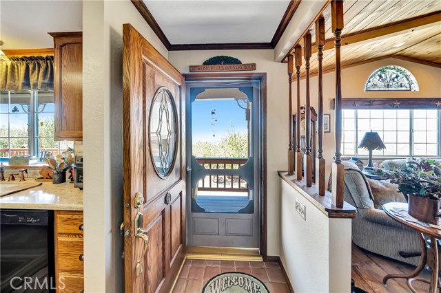 11720 Honeybee Lane, Juniper Hills CA: https://media.crmls.org/medias/a1a30eae-0f2c-4581-a5c6-19a8c138524e.jpg