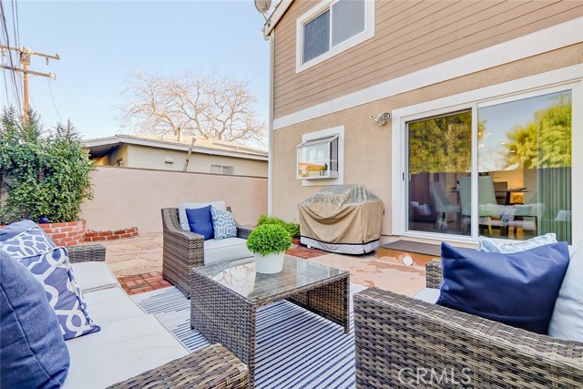 2106 Mackay Lane, Redondo Beach, California 90278, 3 Bedrooms Bedrooms, ,2 BathroomsBathrooms,Residential,Sold,Mackay,SB23016417