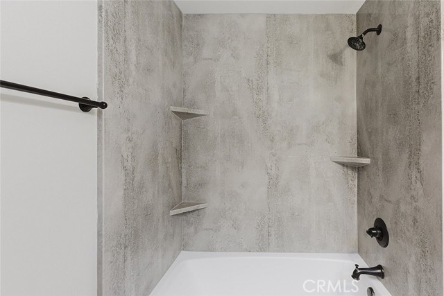 Detail Gallery Image 33 of 61 For 20055 Avenue of the Oaks #220,  Newhall,  CA 91321 - 3 Beds | 2 Baths