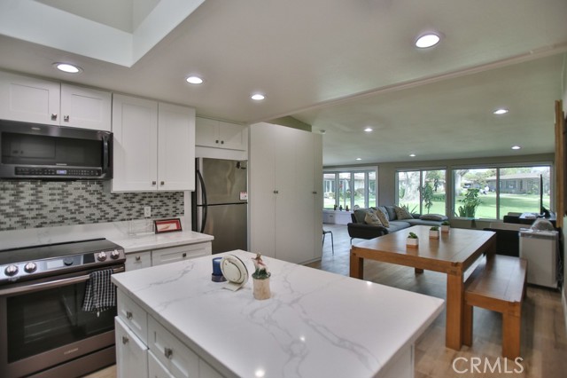 Detail Gallery Image 11 of 30 For 13100 Shawnee Ln 280a,  Seal Beach,  CA 90740 - 2 Beds | 2 Baths