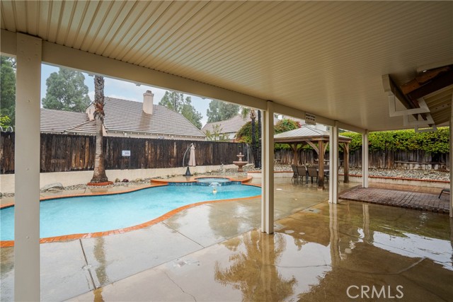 Detail Gallery Image 10 of 37 For 1567 Brentwood, Upland,  CA 91786 - 3 Beds | 2/1 Baths