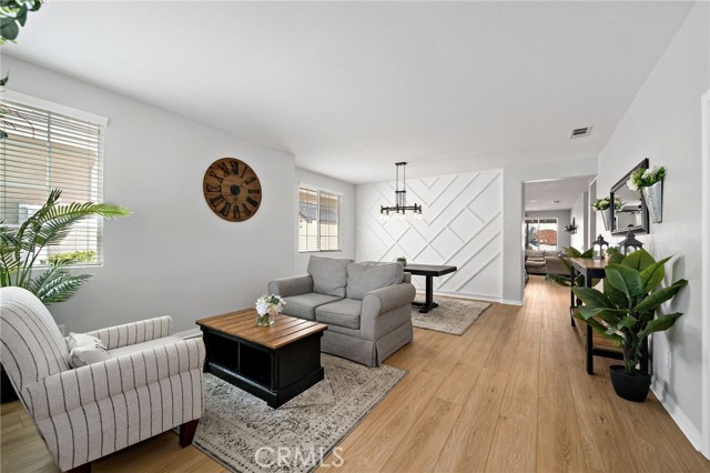 Detail Gallery Image 7 of 42 For 27286 Wedgewood Way, Murrieta,  CA 92562 - 4 Beds | 2 Baths