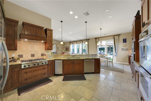 5660 Stoneview Road, Rancho Cucamonga CA: https://media.crmls.org/medias/a1a539c0-0021-40c5-8757-3dc6f9d92d2b.jpg