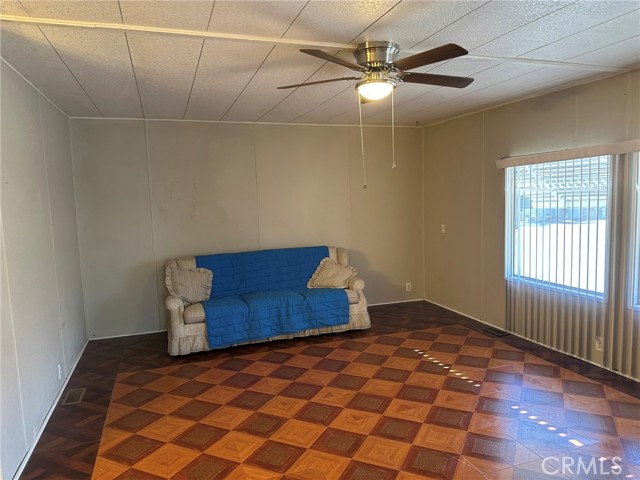 Detail Gallery Image 5 of 14 For 260 N Lyon Ave #159,  Hemet,  CA 92543 - 2 Beds | 2/1 Baths