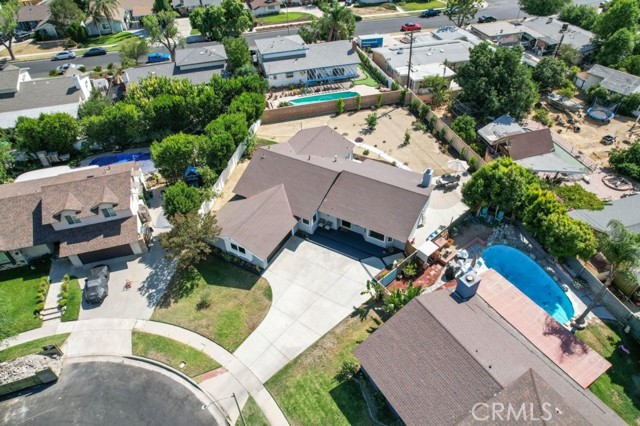 Detail Gallery Image 32 of 32 For 7801 Kelvin Ave, Winnetka,  CA 91306 - 4 Beds | 3 Baths