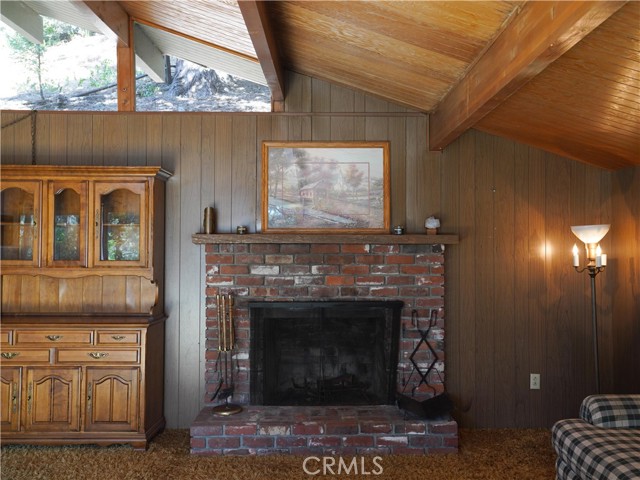 Detail Gallery Image 10 of 22 For 997 Berne Dr, Crestline,  CA 92325 - 2 Beds | 2 Baths