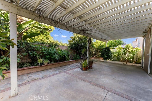 Detail Gallery Image 19 of 23 For 1972 W Blue Violet Ct, Anaheim,  CA 92801 - 2 Beds | 2/1 Baths