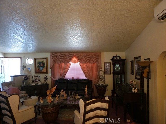Detail Gallery Image 13 of 14 For 9276 Cody Rd, Lucerne Valley,  CA 92356 - 3 Beds | 2/1 Baths