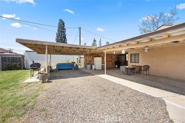 418 W Olive Avenue, La Habra CA: https://media.crmls.org/medias/a1a7fc16-ded9-4421-b4b2-1c6ef801d222.jpg