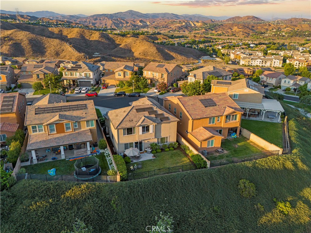 https://media.crmls.org/medias/a1a801b7-1432-49b1-afb3-d2f1eb5c6895.jpg?preset=X-Large